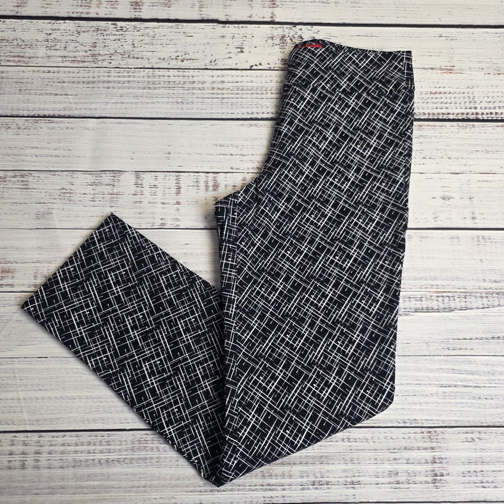 Krazy Larry Pants Womens 6 Pull On Ankle Pants Black White Shooting Star Stretch